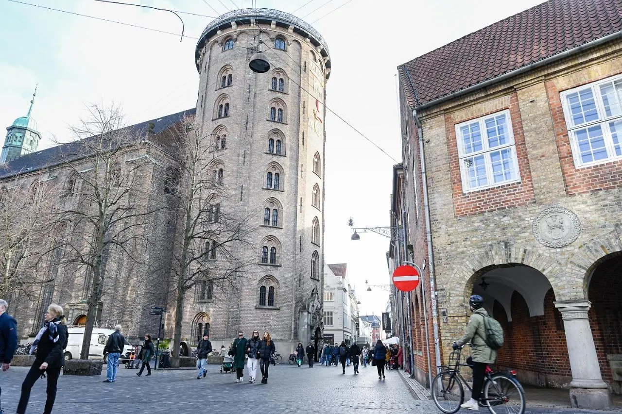 Sanders Old Square - Smart One-Bedroom Apartment Near Stroget Copenhagen