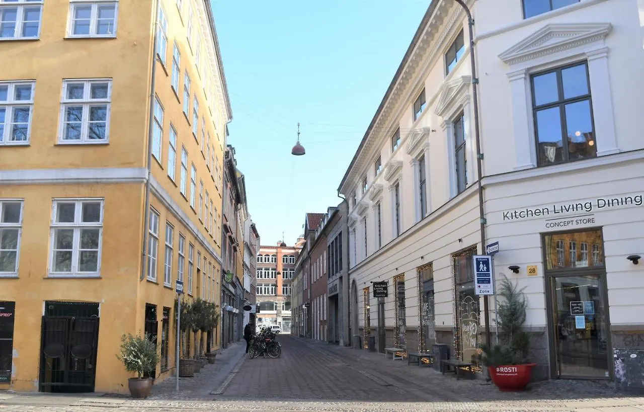 Sanders Old Square - Smart One-Bedroom Apartment Near Stroget Copenhagen Denmark